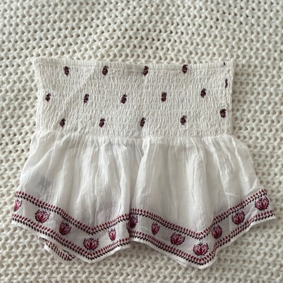 American Eagle Outfitters White Smocked Tube Top with Red Accents - Picture 3 of 4